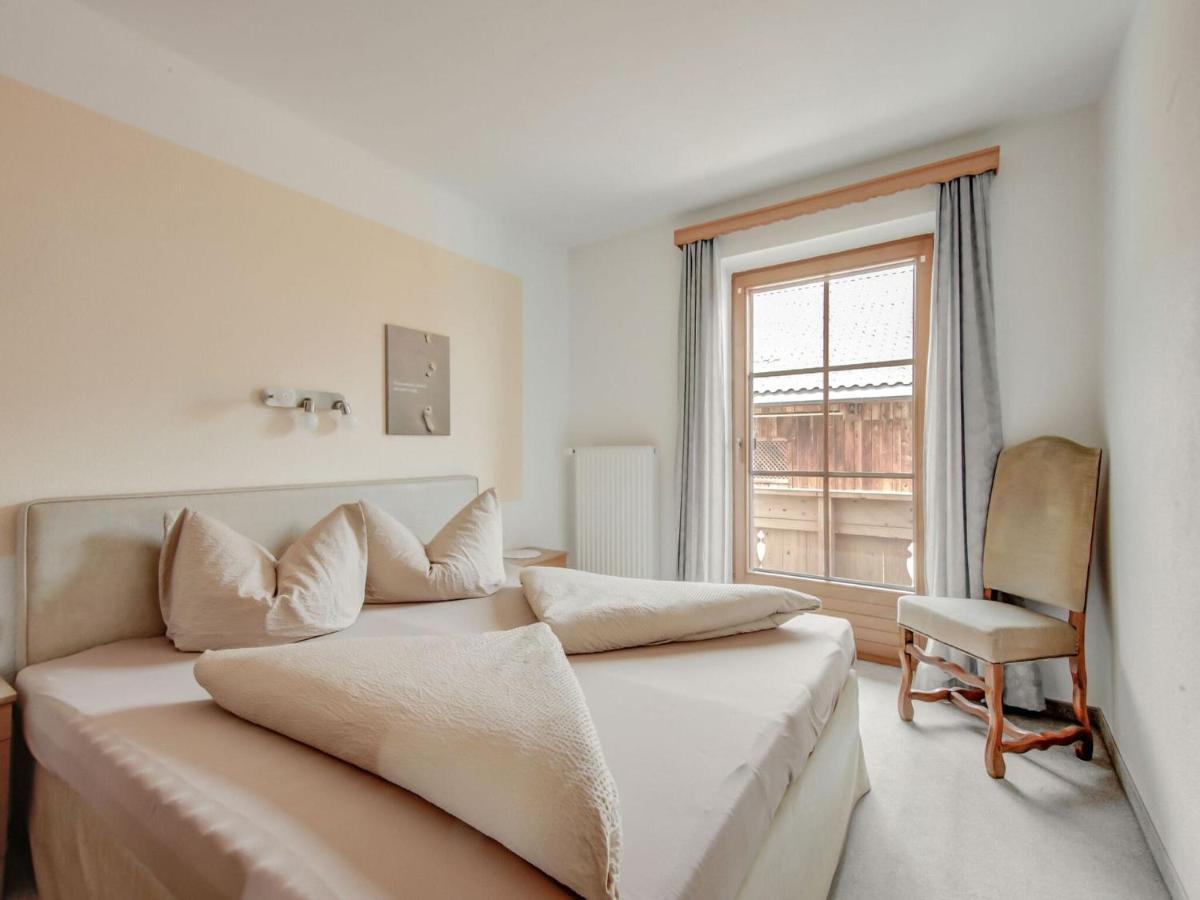 Attractive Apartment In Hainzenberg With Ski Room Экстерьер фото